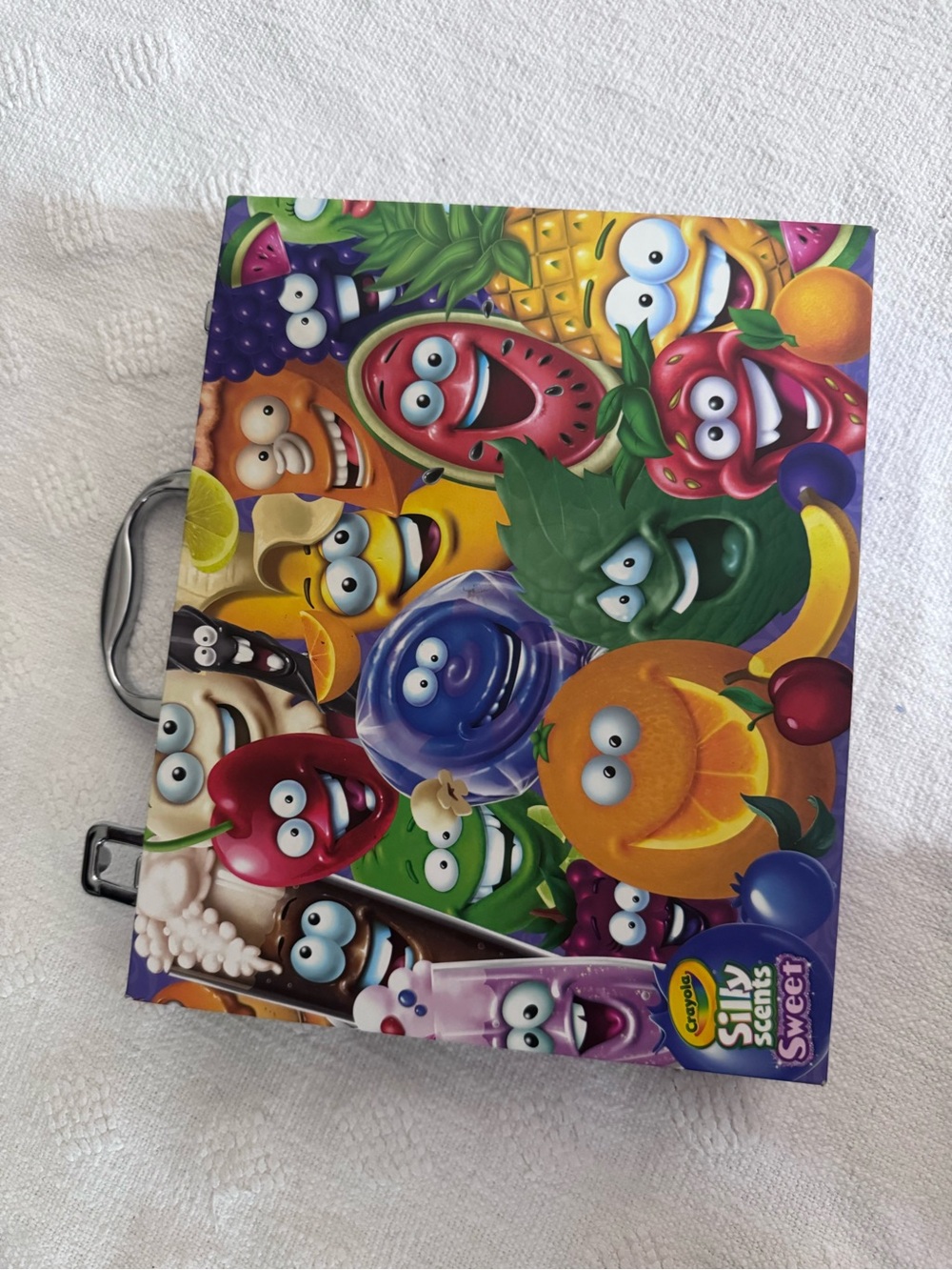 Crayola Silly Scents Sweet 28 piece Art Case: Crayons Markers Carry Case